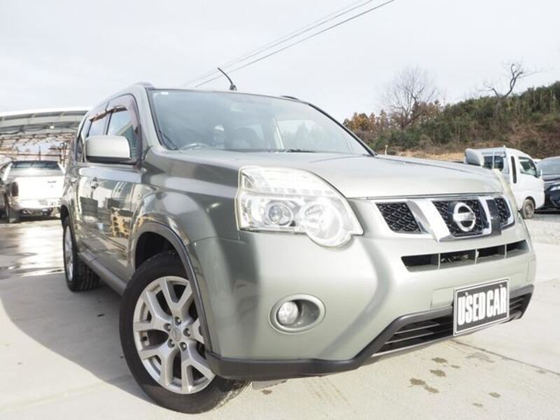 X-TRAIL-0