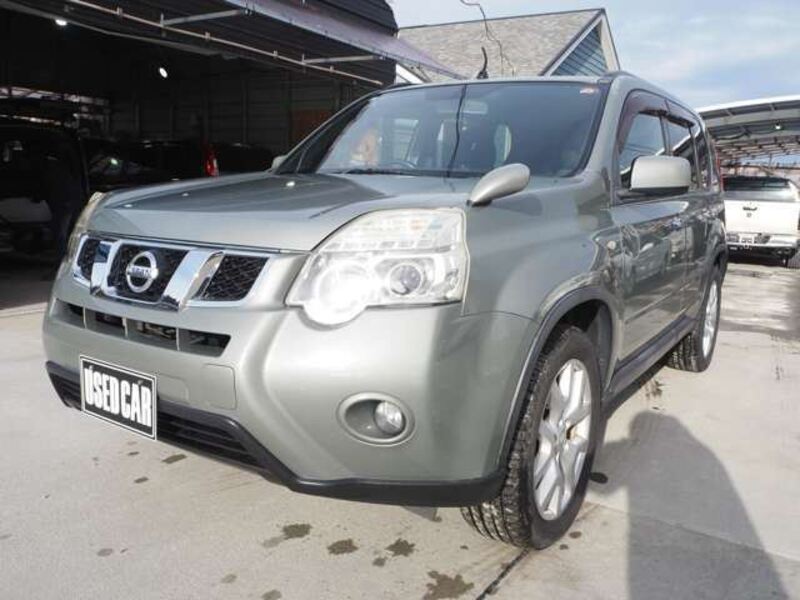 X-TRAIL