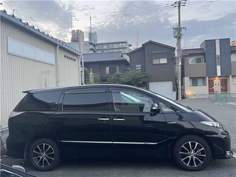ESTIMA HYBRID