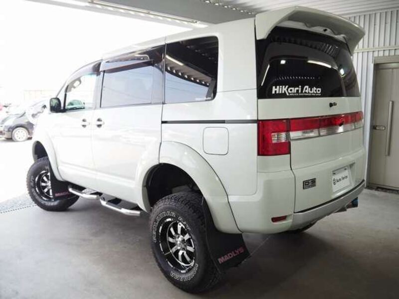 DELICA D5