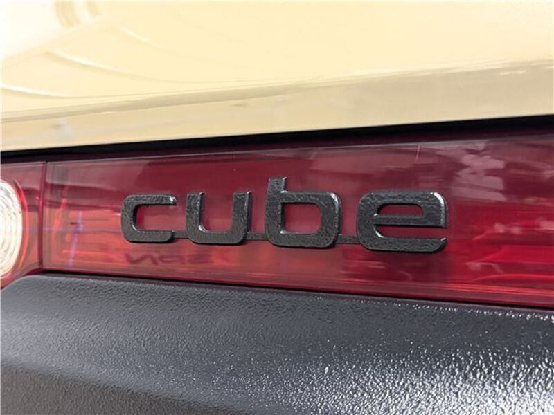 CUBE
