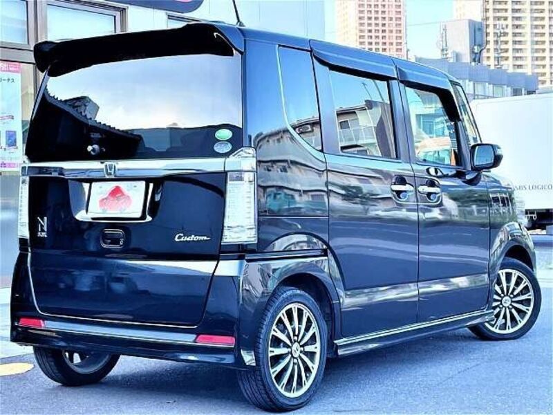 N BOX CUSTOM