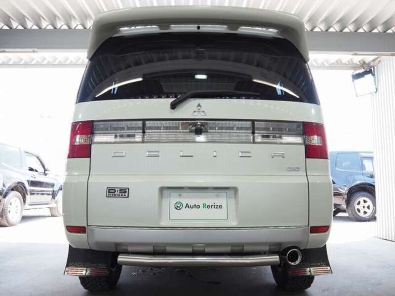 DELICA D5