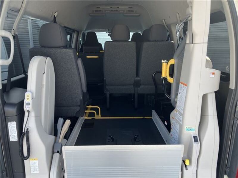 HIACE VAN