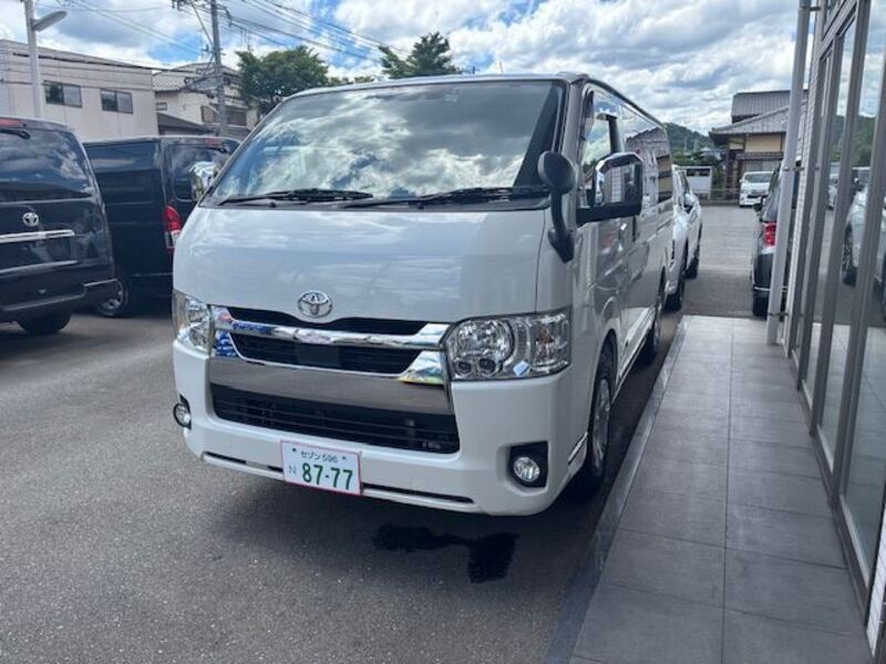 HIACE VAN