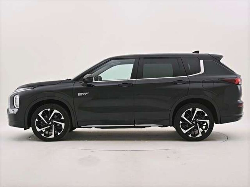 OUTLANDER
