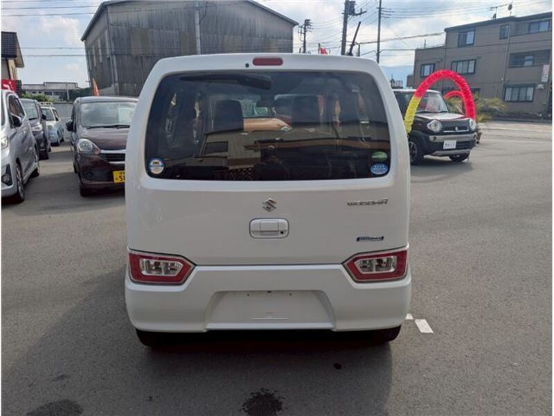 WAGON R