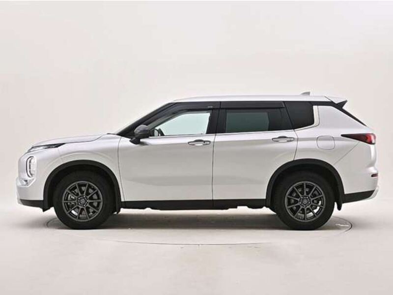 OUTLANDER