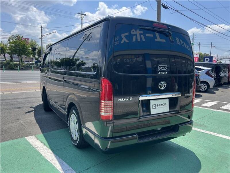 HIACE