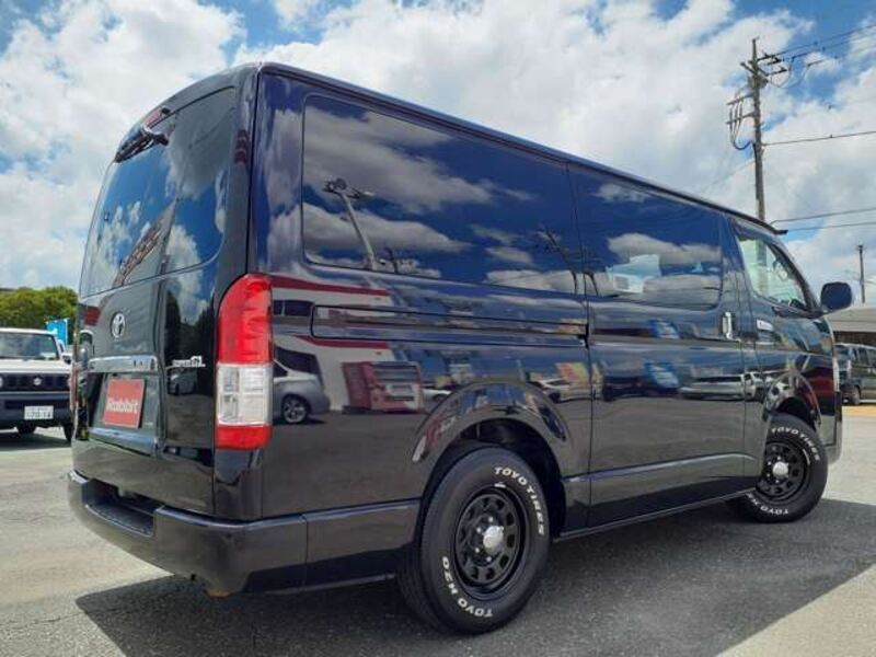HIACE VAN