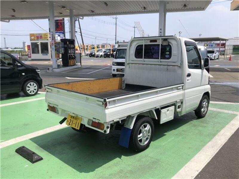 CLIPPER TRUCK