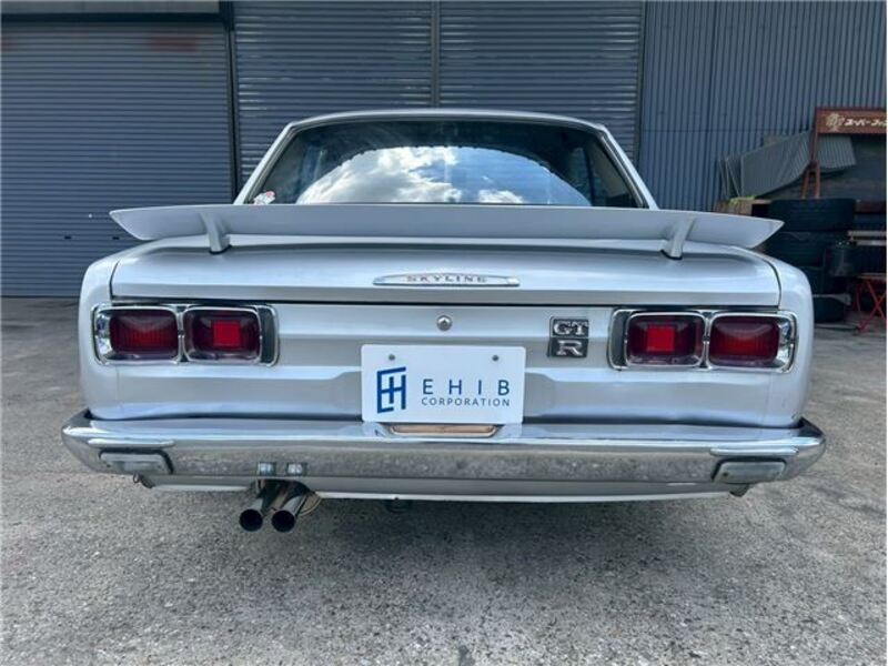 SKYLINE