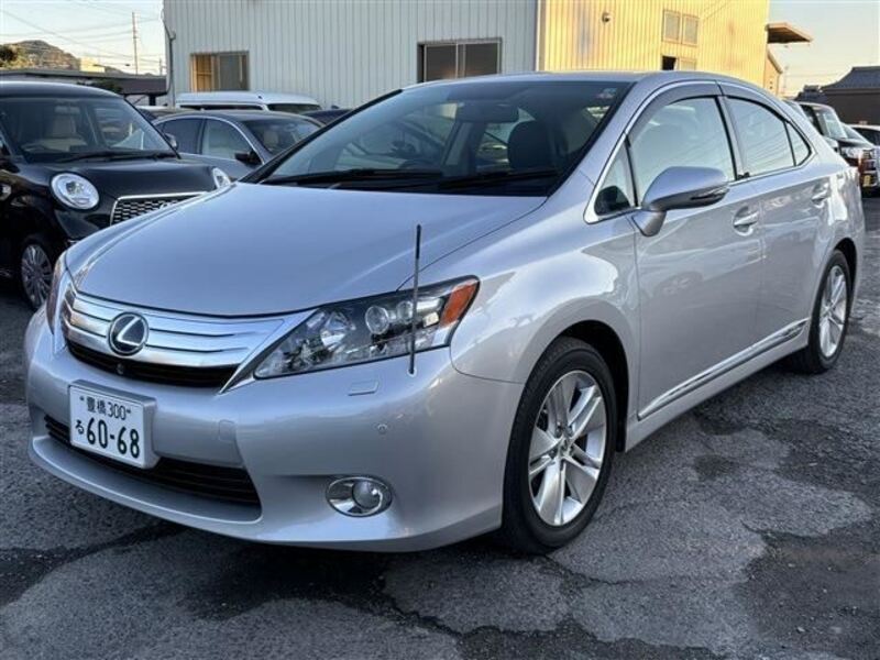 LEXUS HS