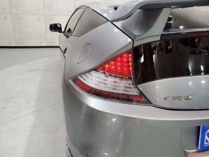 CR-Z
