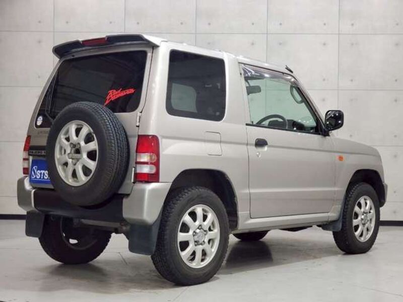 PAJERO MINI