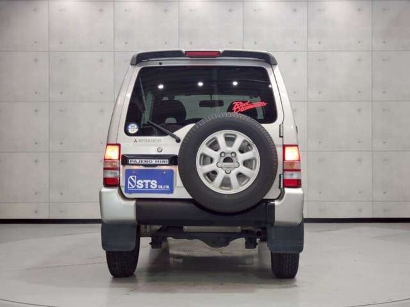PAJERO MINI
