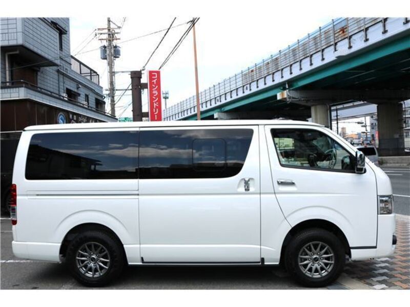 HIACE