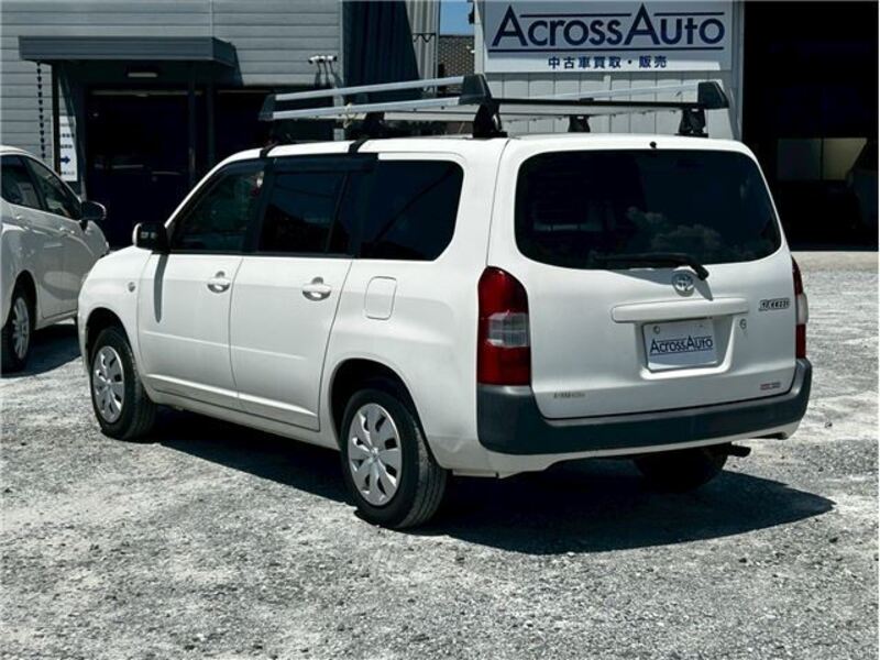 SUCCEED VAN