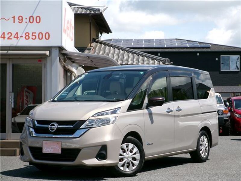 NISSAN SERENA