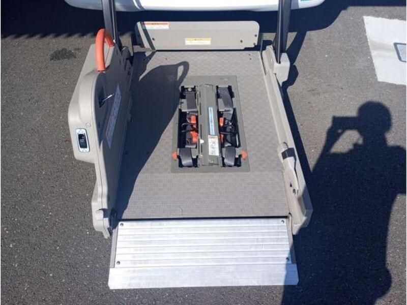 NV350 CARAVAN