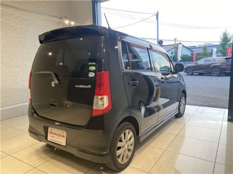 WAGON R