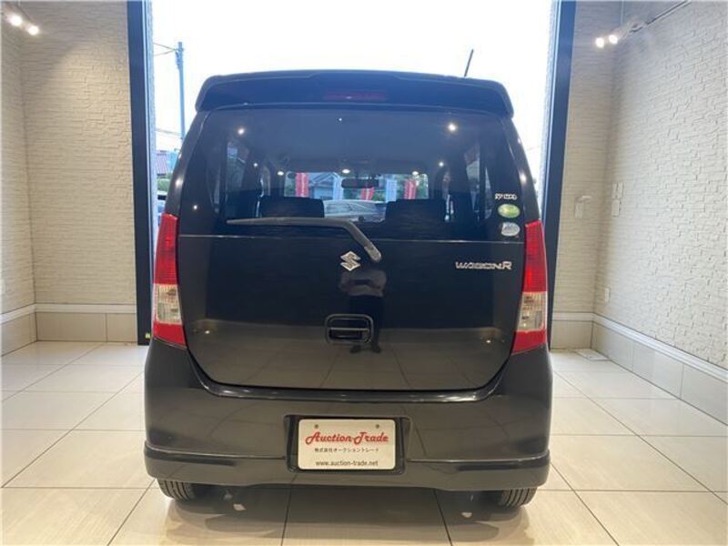 WAGON R