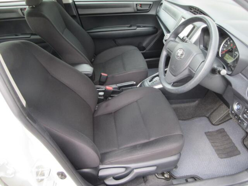 COROLLA FIELDER