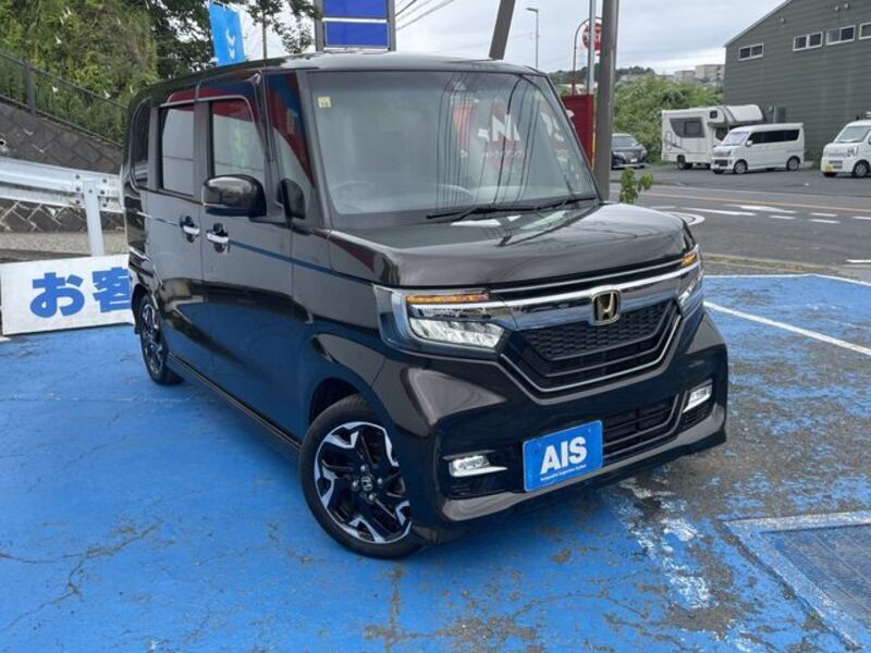 N BOX CUSTOM