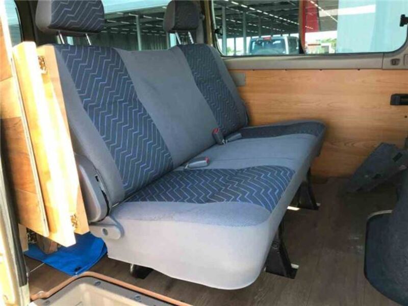 CARAVAN VAN