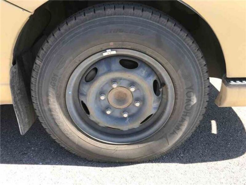 CARAVAN VAN