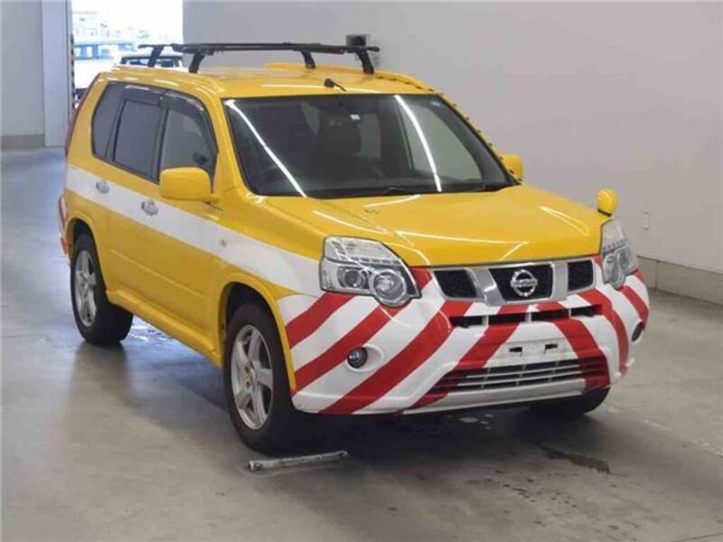 X-TRAIL-0