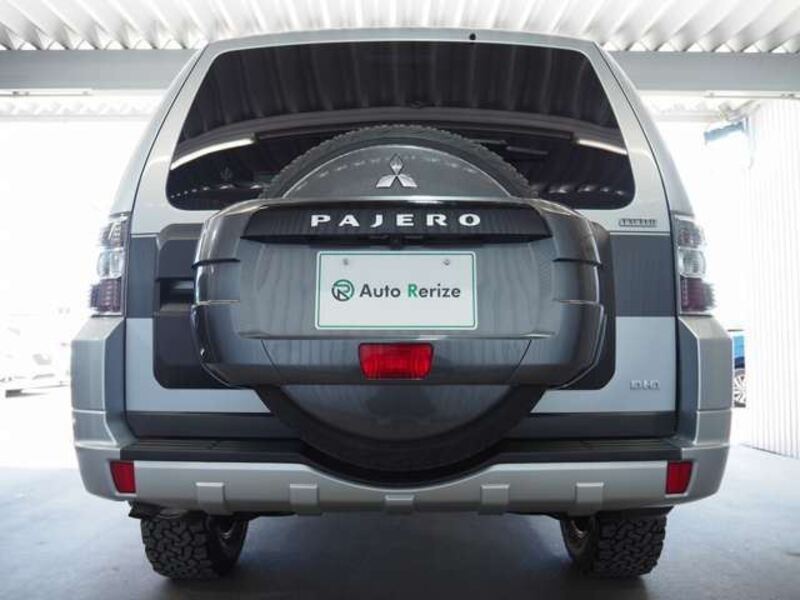 PAJERO
