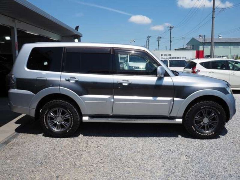 PAJERO