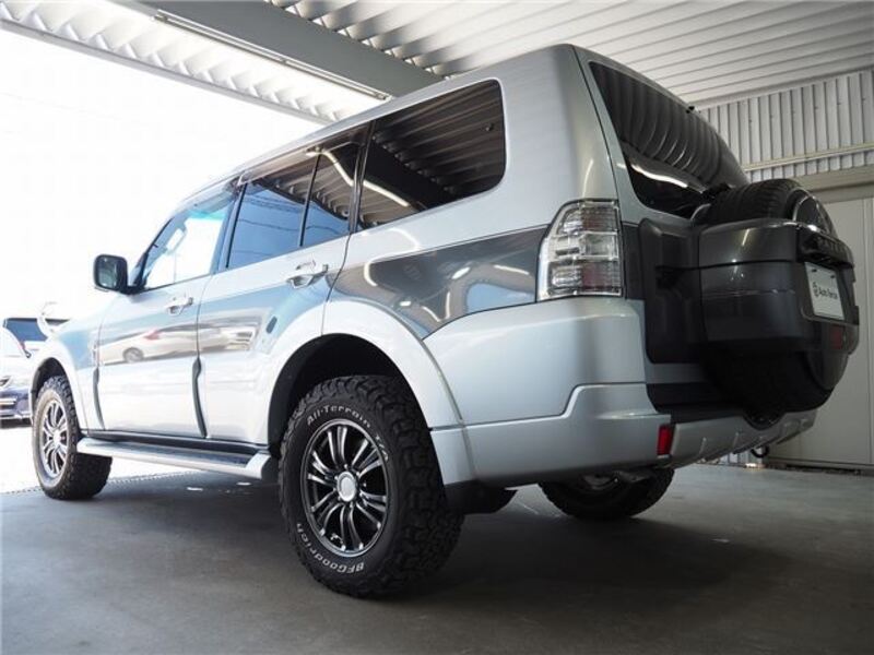 PAJERO