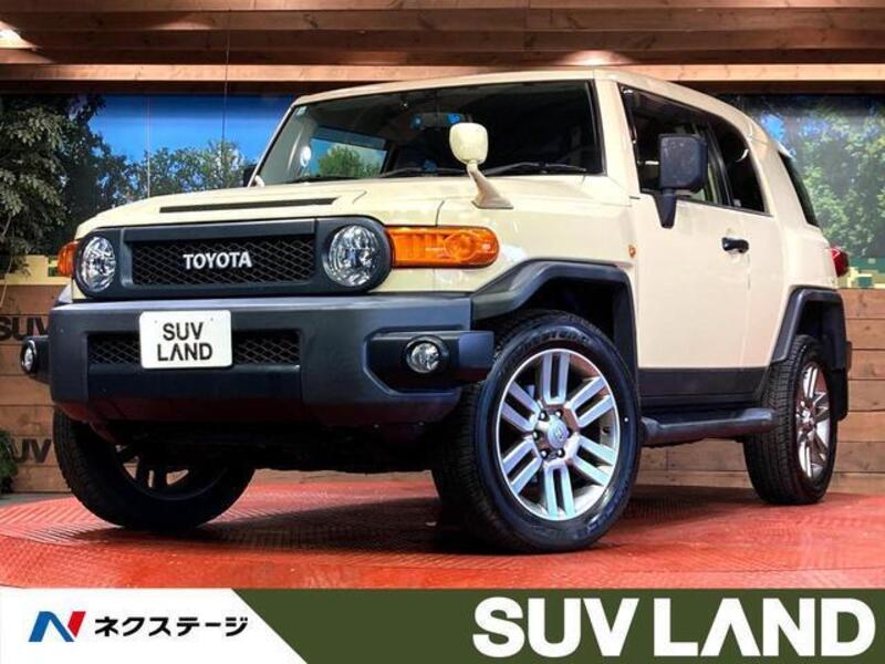 TOYOTA FJ CRUISER