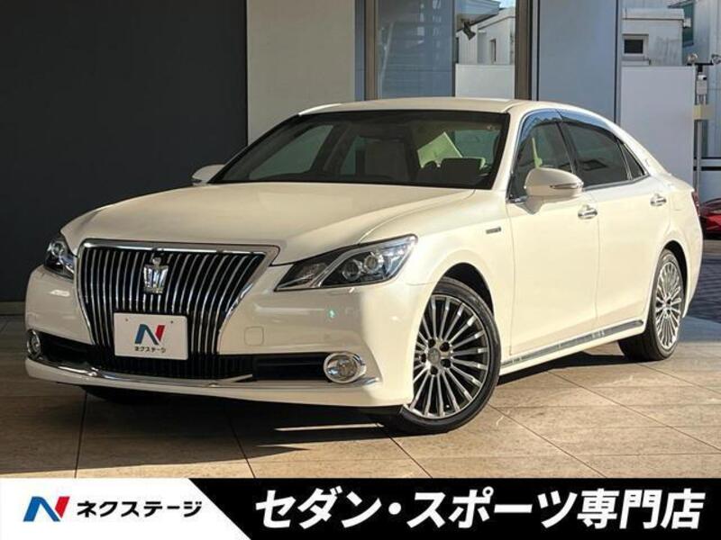 TOYOTA CROWN MAJESTA