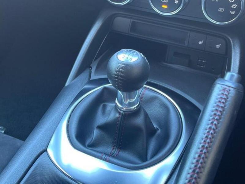 ROADSTER