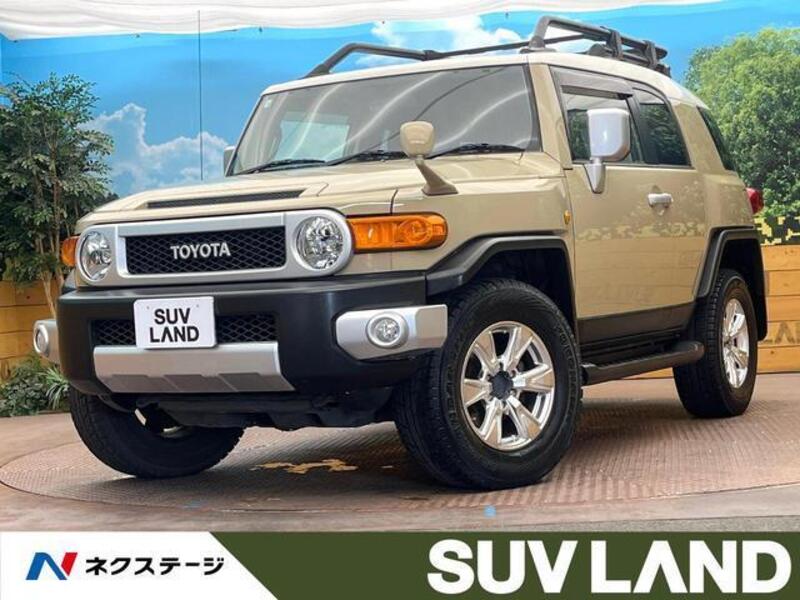 TOYOTA FJ CRUISER