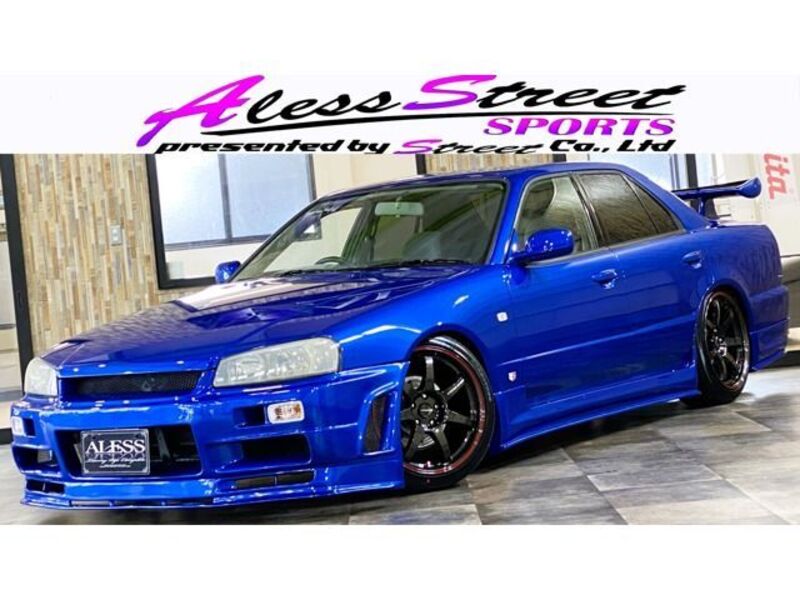 NISSAN SKYLINE