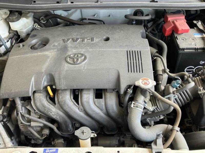 COROLLA AXIO