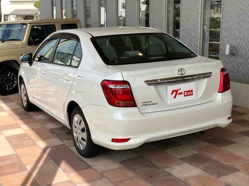COROLLA AXIO