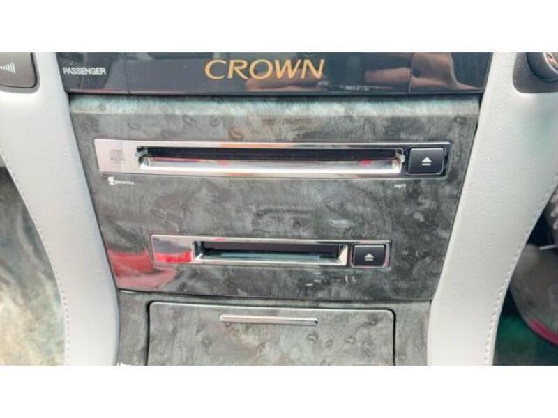 CROWN