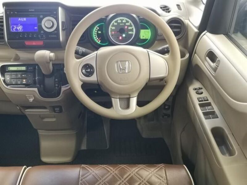 N BOX