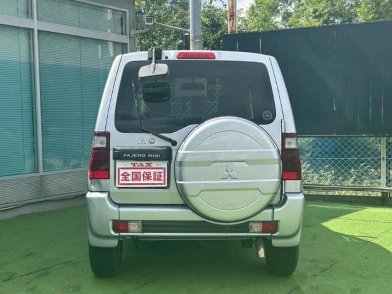 PAJERO MINI