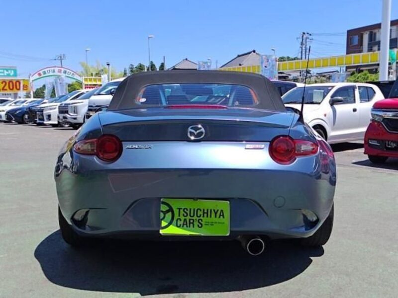 ROADSTER