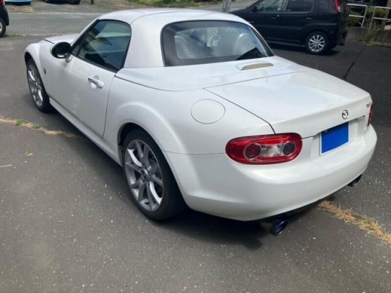 ROADSTER