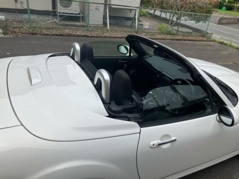 ROADSTER