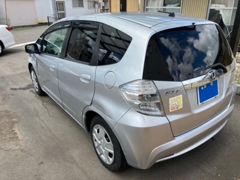 FIT HYBRID