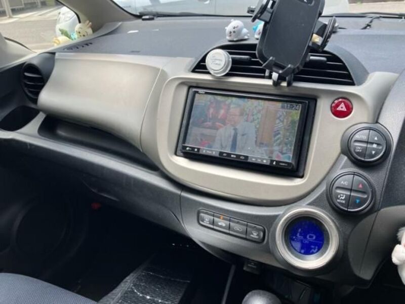 FIT HYBRID