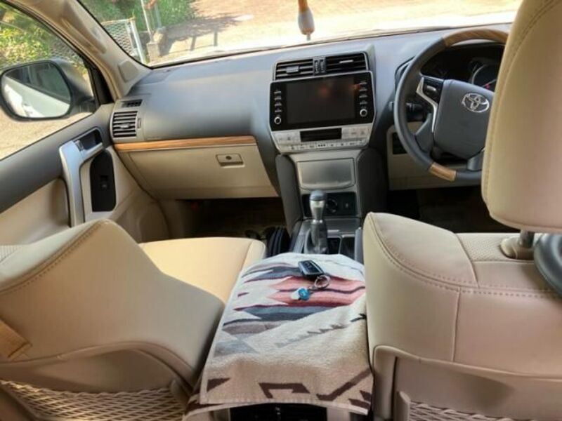 LAND CRUISER PRADO